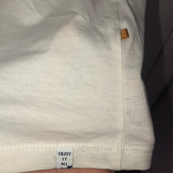 Denim& Flower tee worn once - Picture 3 of 4